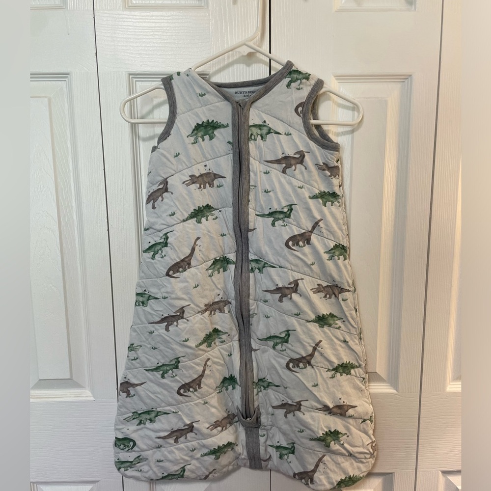 Sleep sack, size large, 1.5 TOG. Brand is Burt’s Bees.